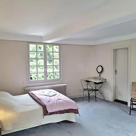 Maison Avec Riviere Et Petit Etang Vrocourt